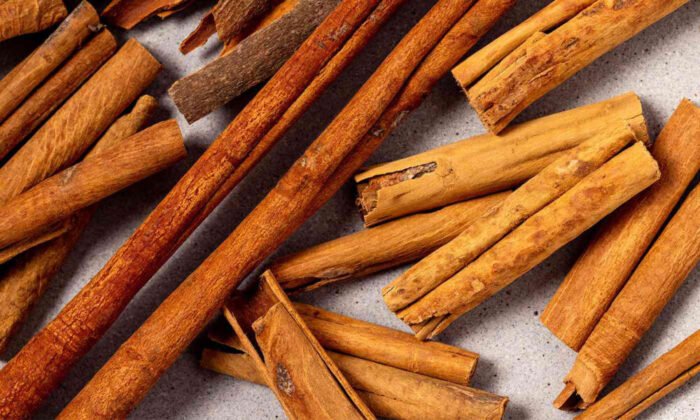 Premium Sri Lankan Cinnamon Sticks – Pure & Aromatic - 100g pack - Image 3